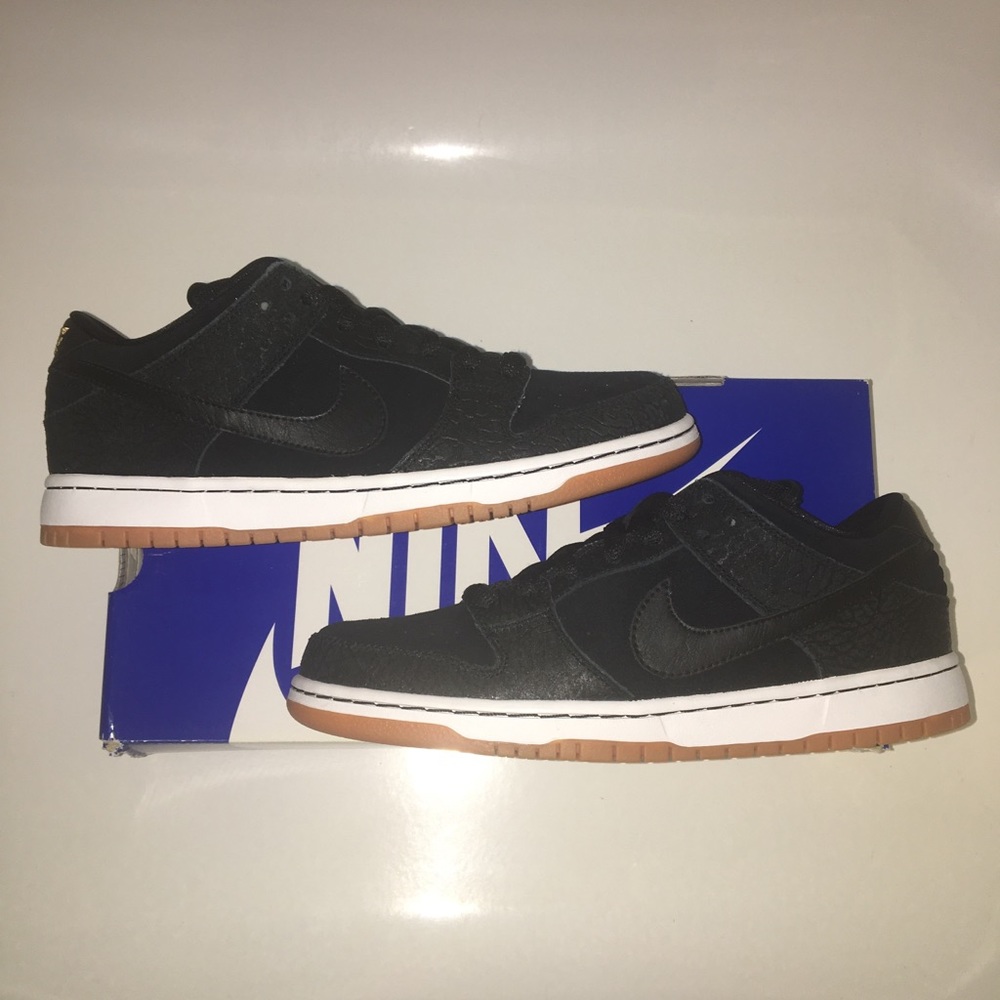 ❌SOLD❌Nike SB Dunk Low Entourage Sz 9 RARE 🔥